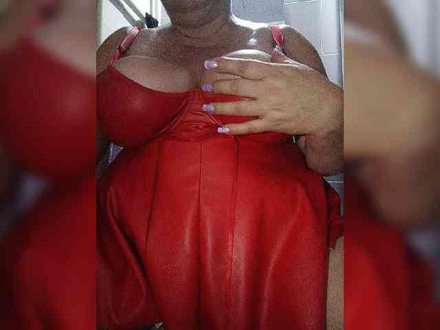 SeXy-Xo4y-SeXa webcam