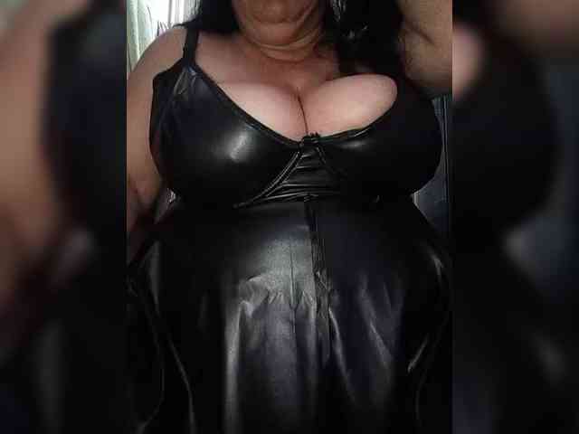 SeXy-Xo4y-SeXa webcam