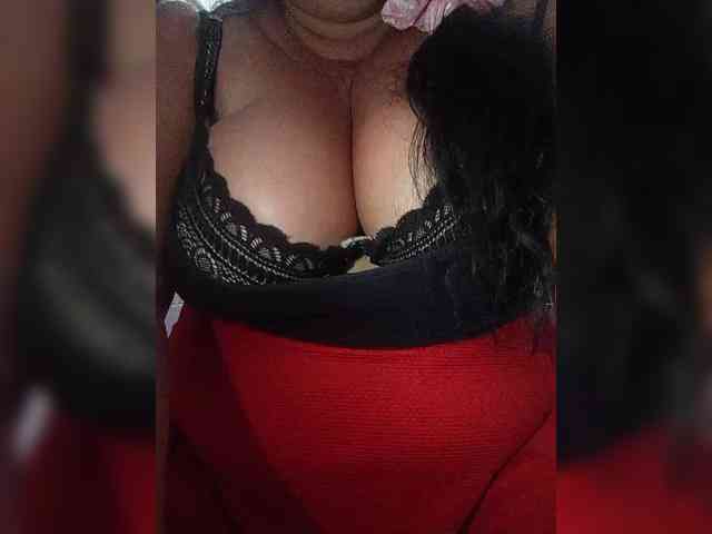 SeXy-Xo4y-SeXa webcam
