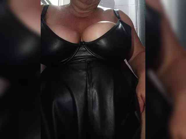 SeXy-Xo4y-SeXa webcam