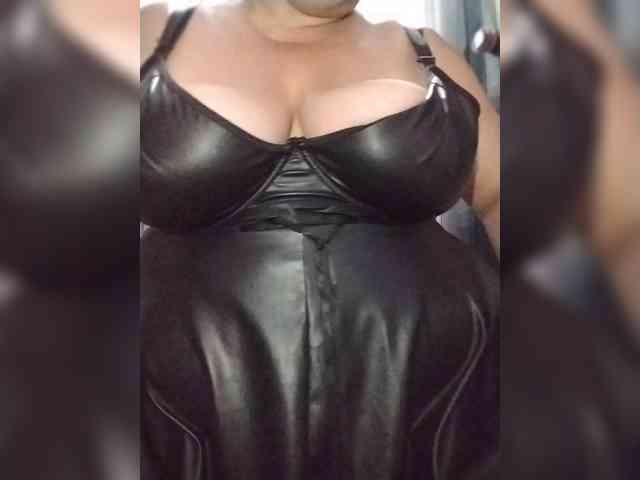 SeXy-Xo4y-SeXa webcam