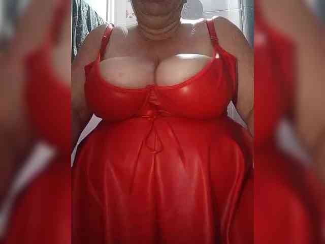 Xo4y2sexa Live Webcam on BongaCams