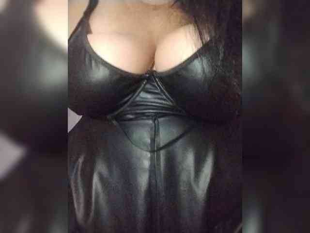 SeXy-Xo4y-SeXa webcam