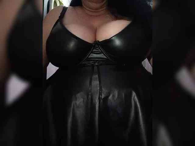 SeXy-Xo4y-SeXa webcam