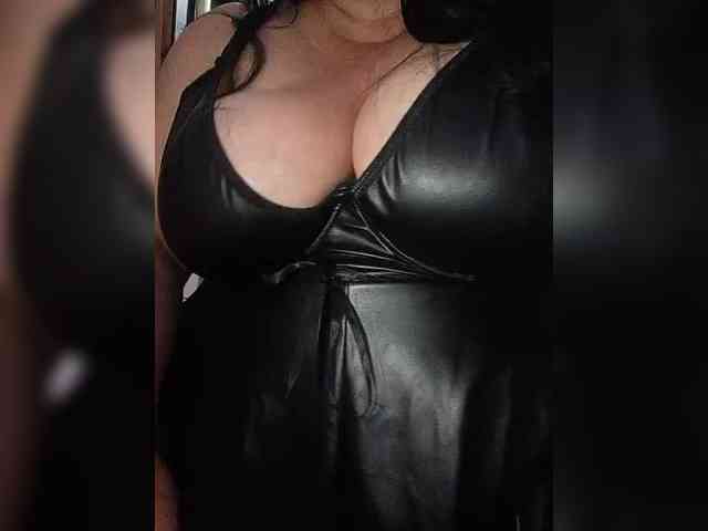 SeXy-Xo4y-SeXa webcam