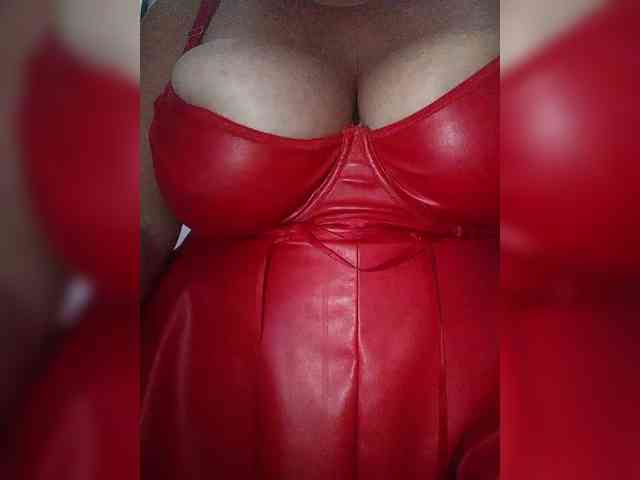 SeXy-Xo4y-SeXa webcam