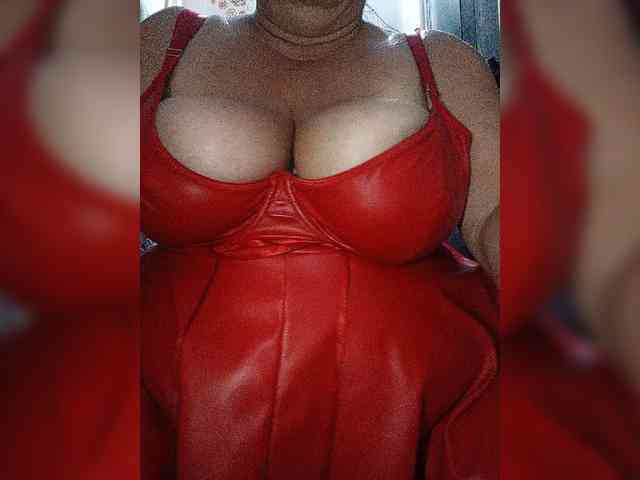 SeXy-Xo4y-SeXa webcam