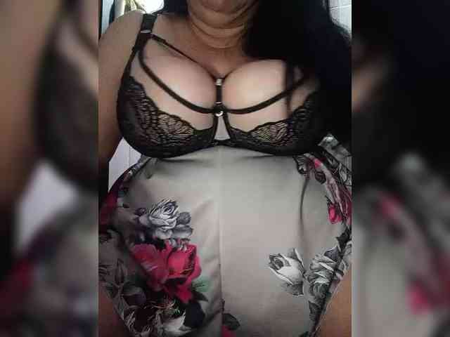 SeXy-Xo4y-SeXa webcam