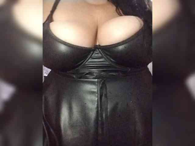 SeXy-Xo4y-SeXa webcam