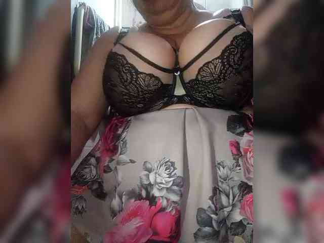 SeXy-Xo4y-SeXa webcam