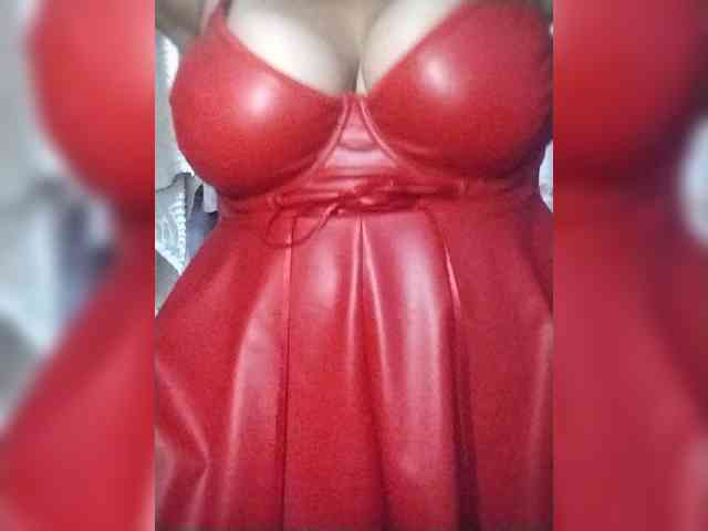 SeXy-Xo4y-SeXa webcam