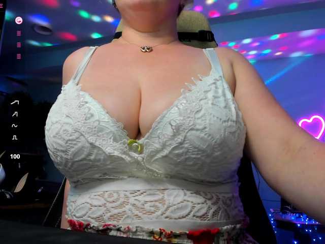 Sweet_Mommy webcam