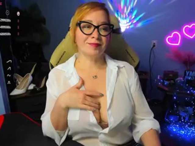 Sweet_Mommy live cam preview