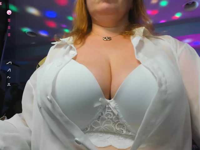 mmmMommy live cam on BongaCams
