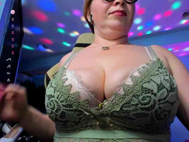 Sweet_Mommy webcam
