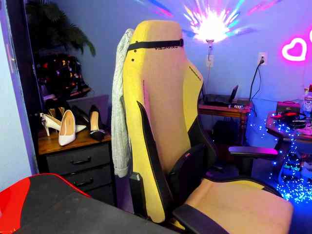 Sweet_Mommy webcam