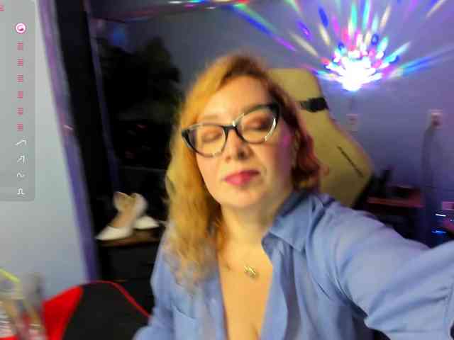 Sweet_Mommy webcam