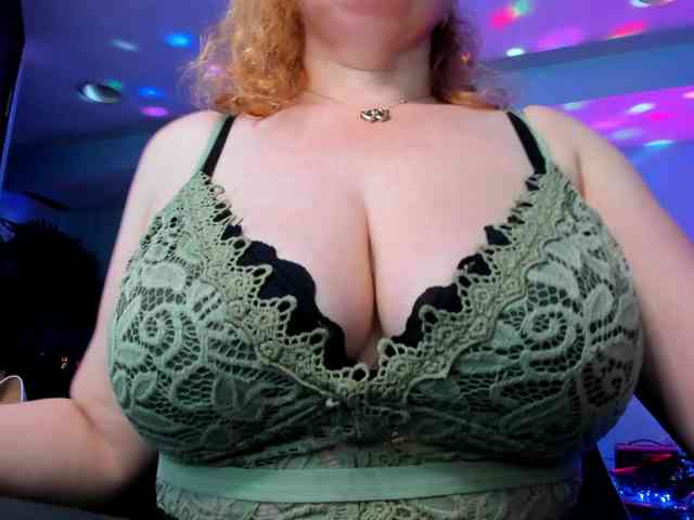 Sweet_Mommy webcam