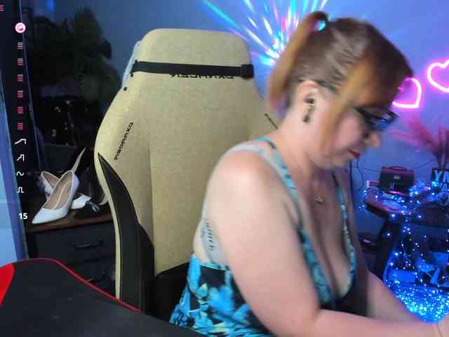 Sweet_Mommy webcam