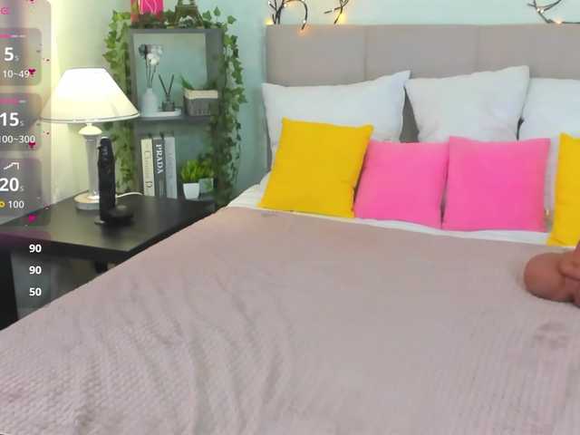 Tasty-booty live cam on BongaCams
