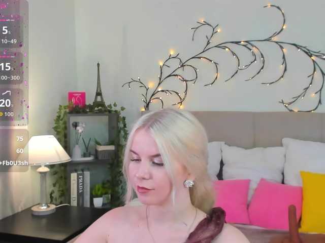 Tasty-booty live webcam show