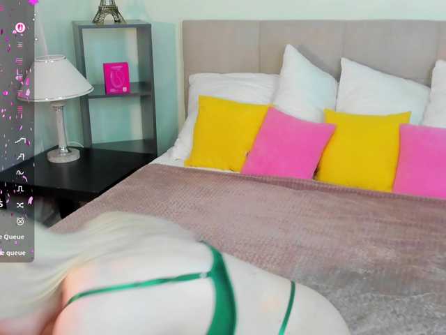 Tasty-booty's BongaCams show and profile