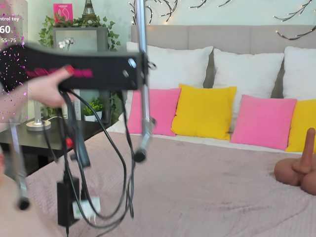 Tasty-booty live cam on BongaCams