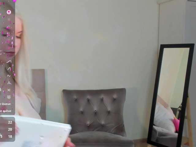 Tasty-booty's BongaCams show and profile