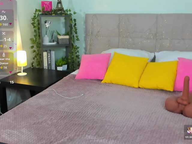 Tasty-booty live cam on BongaCams