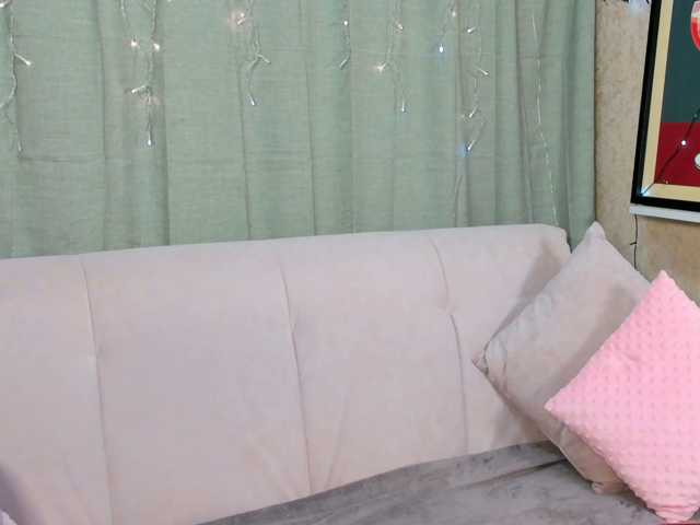 Tasty-booty live cam on BongaCams