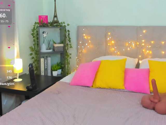 Tasty-booty live cam on BongaCams