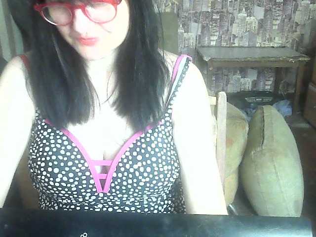 LynnYana live cam on BongaCams