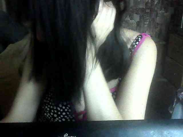 LynnYana webcam