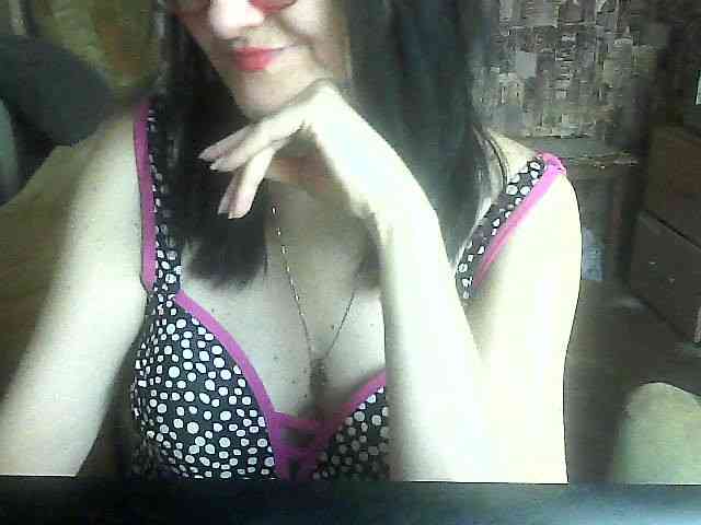 LynnYana webcam