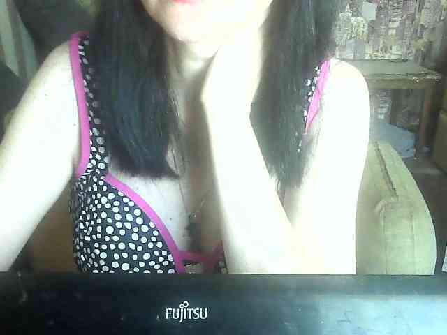 LynnYana webcam