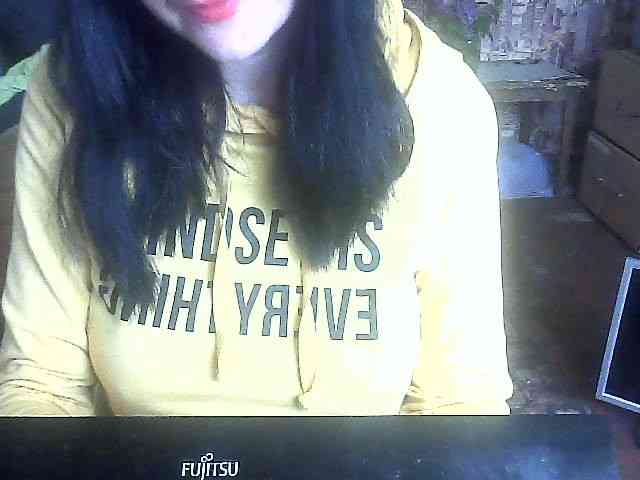 LynnYana webcam