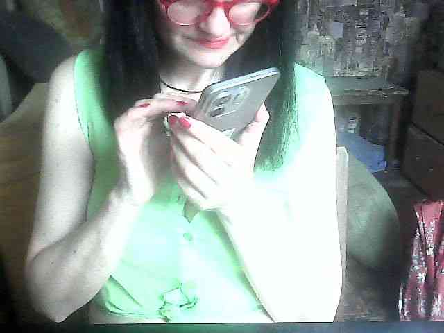 LynnYana webcam