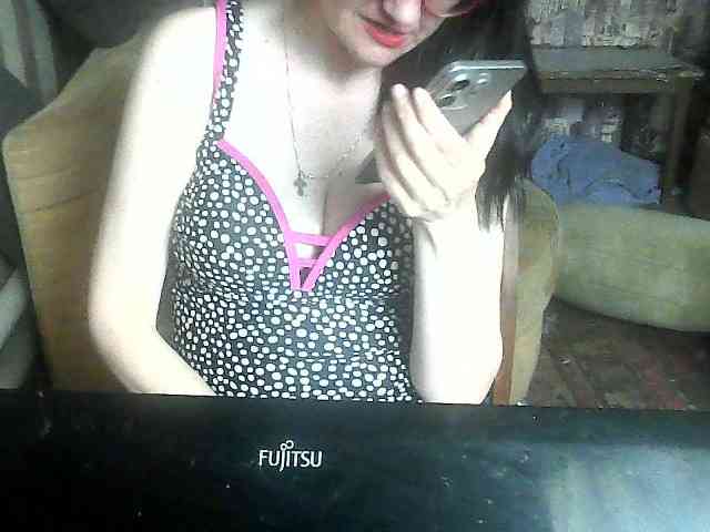 LynnYana webcam