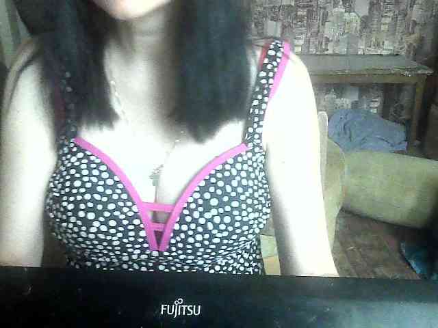 LynnYana webcam