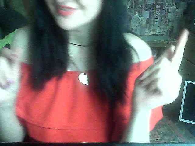 LynnYana webcam