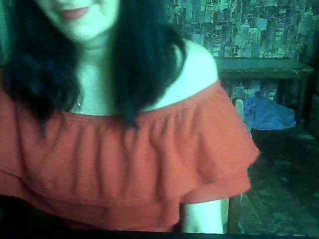 LynnYana webcam
