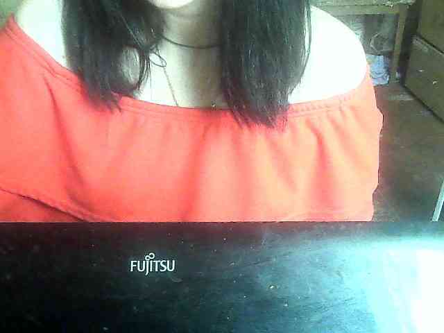 LynnYana webcam