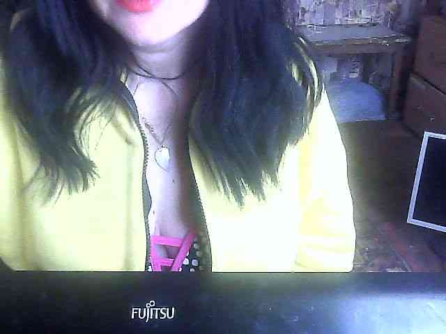 LynnYana webcam