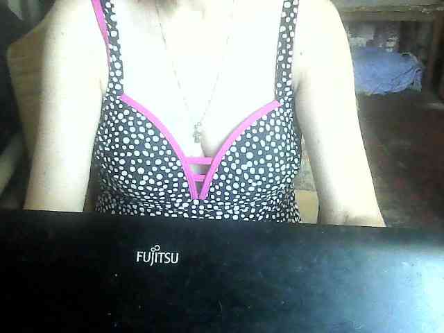 LynnYana webcam