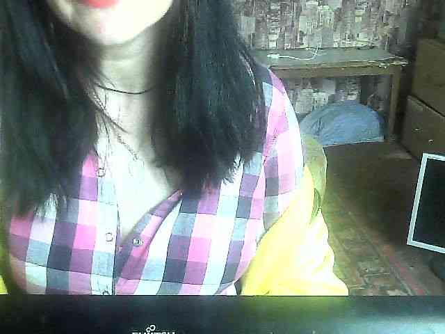 LynnYana webcam