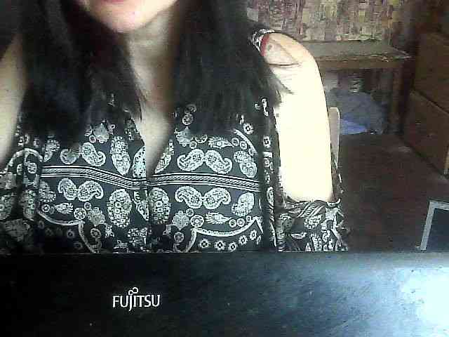 LynnYana webcam