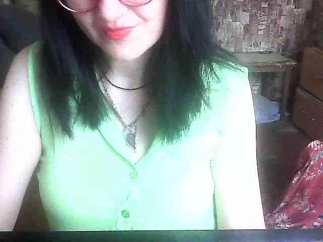 LynnYana webcam