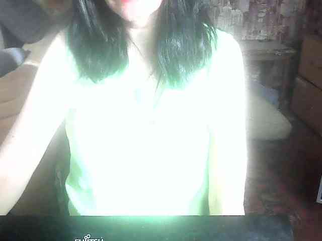 LynnYana webcam
