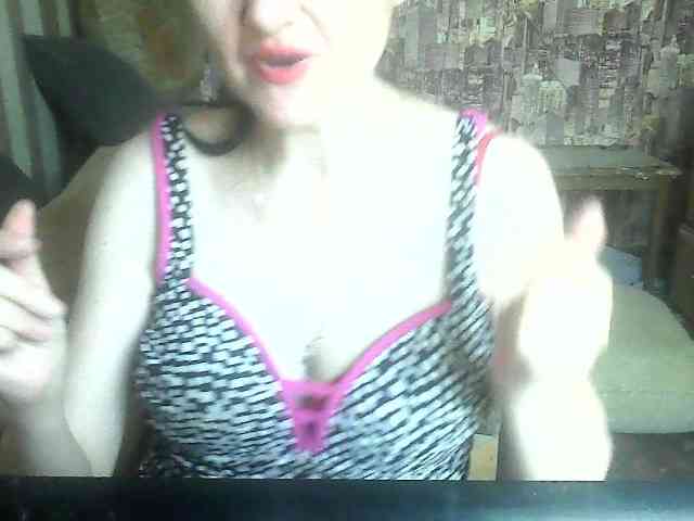 LynnYana webcam