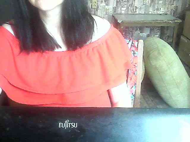 LynnYana webcam